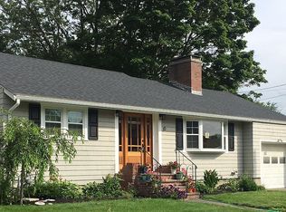 10 Floyd St, Saugus, MA 01906