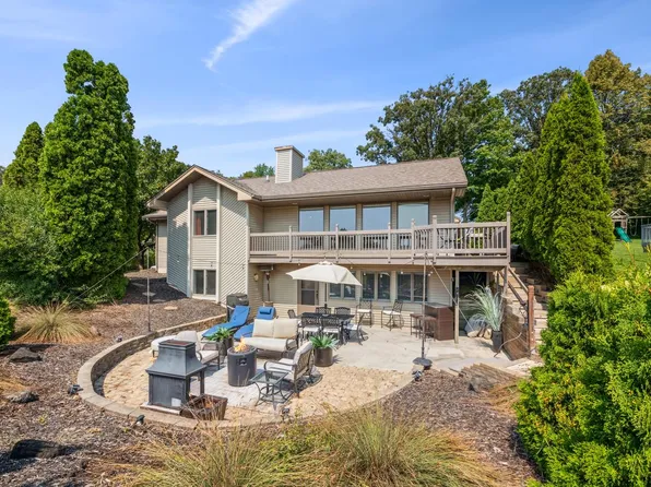 464 Westwood DRIVE, Sheboygan Falls, WI 53085