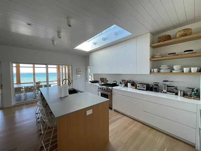 495 N Parish Dr — Photo 5