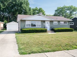 1309 Plum St, Aurora, IL 60506