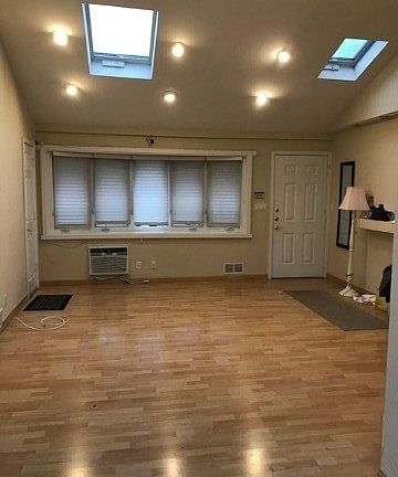 2nd image of 23 Janet Dr