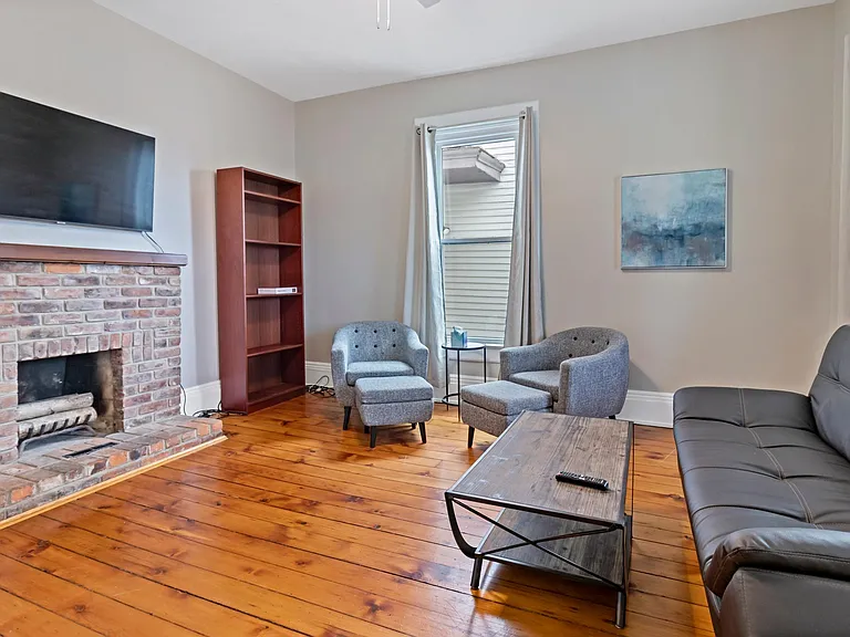3416 Walworth Ave — Photo 9