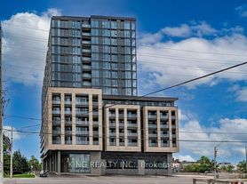 86 Dundas St E