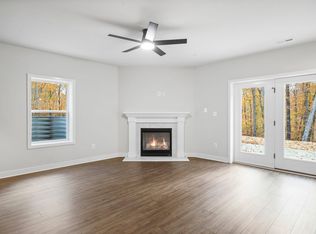 (Undisclosed Address), La Plata, MD 20646