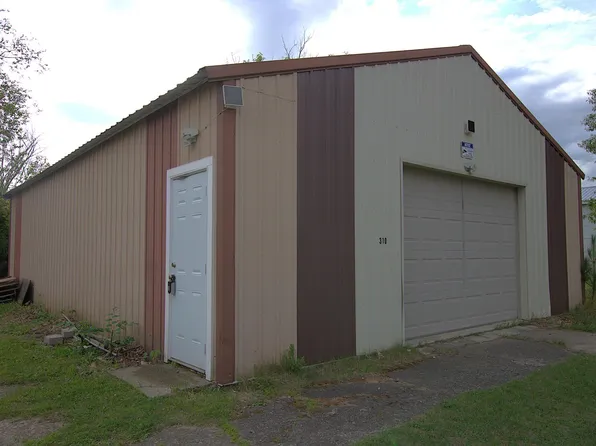310 8th St SE, Staples, MN 56479