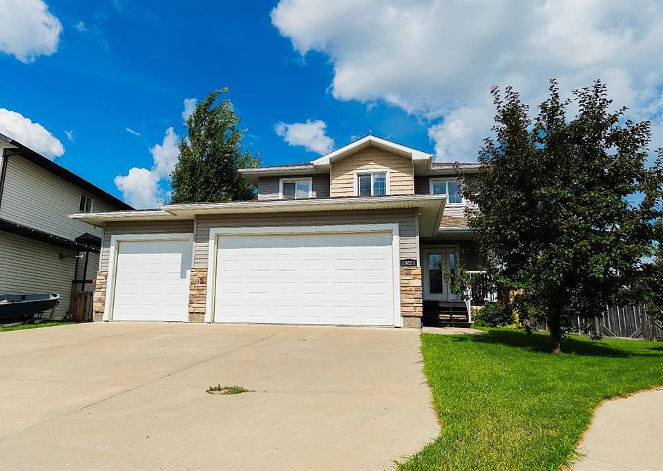 1st image of 10821 SW 60a Ave