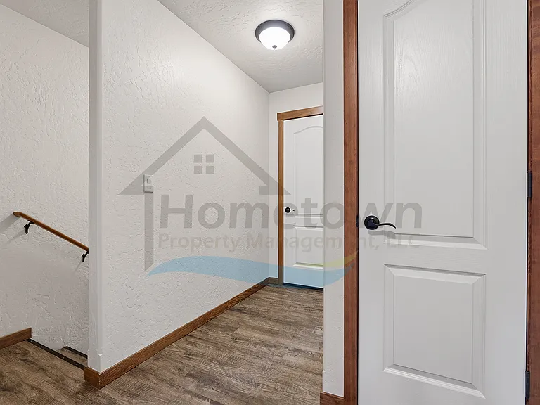 1622 E 3rd Ave #1 — Photo 19