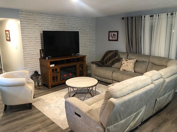 3rd image of 3400 Wooster Rd APT 112