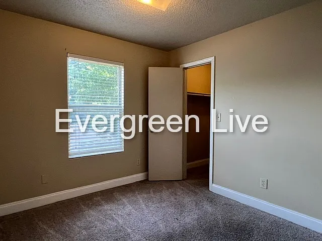 202 Barrow Ct — Photo 22
