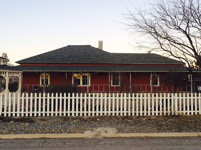 1st image of 235 E Stewart St