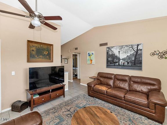 5th image of 314 E SEQUOIA Drive