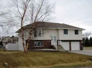 2000 Carmel Dr, Norfolk, NE 68701