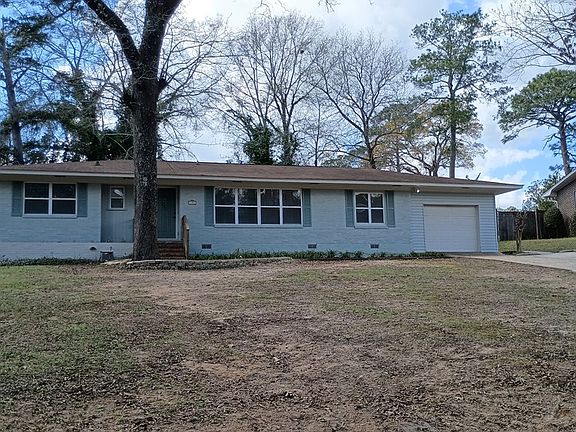 3rd image of 105 Magnolia Cir