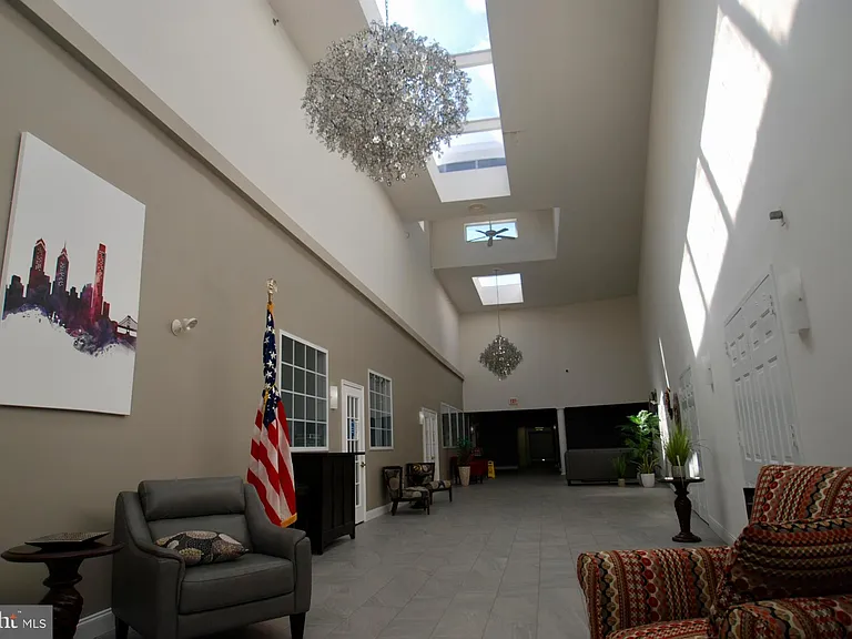 4115 Centennial Sta — Photo 53