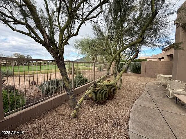 2 bed, 2.0 bath, 1974 sqft, $4,900 — Photo 3