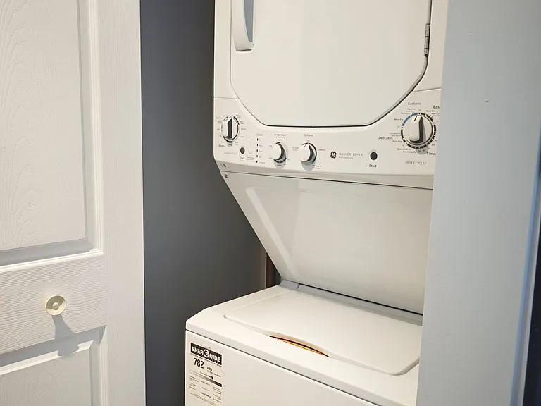 28 Pemberton Ave #1007 — Photo 6