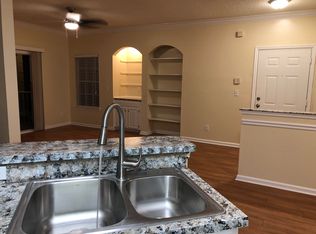 10000 Gate Pkwy N, Jacksonville, FL 32246