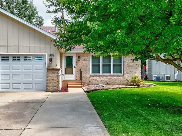1302 Briarcrest Dr, Ottawa, IL 61350