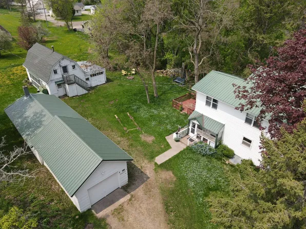835 8th St SW, Pine City, MN 55063