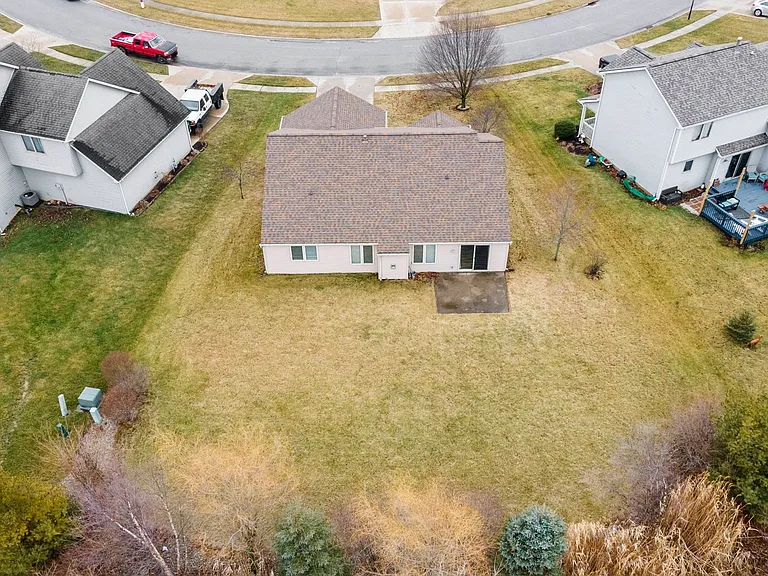 3510 Flowing Brook Dr — Photo 12