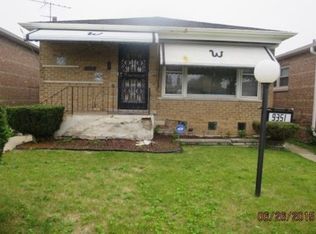 9351 S Phillips Ave, Chicago, IL 60617