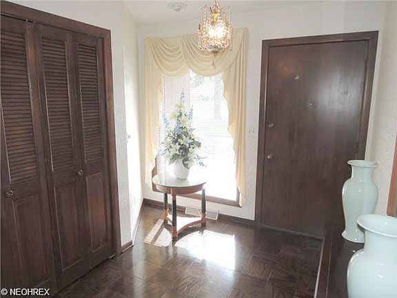 2nd image of 2845 Biscayne Ave