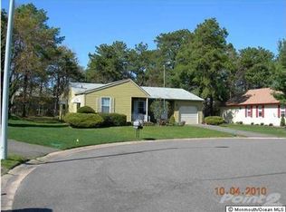 5 Golden Ct, Whiting, NJ 08759