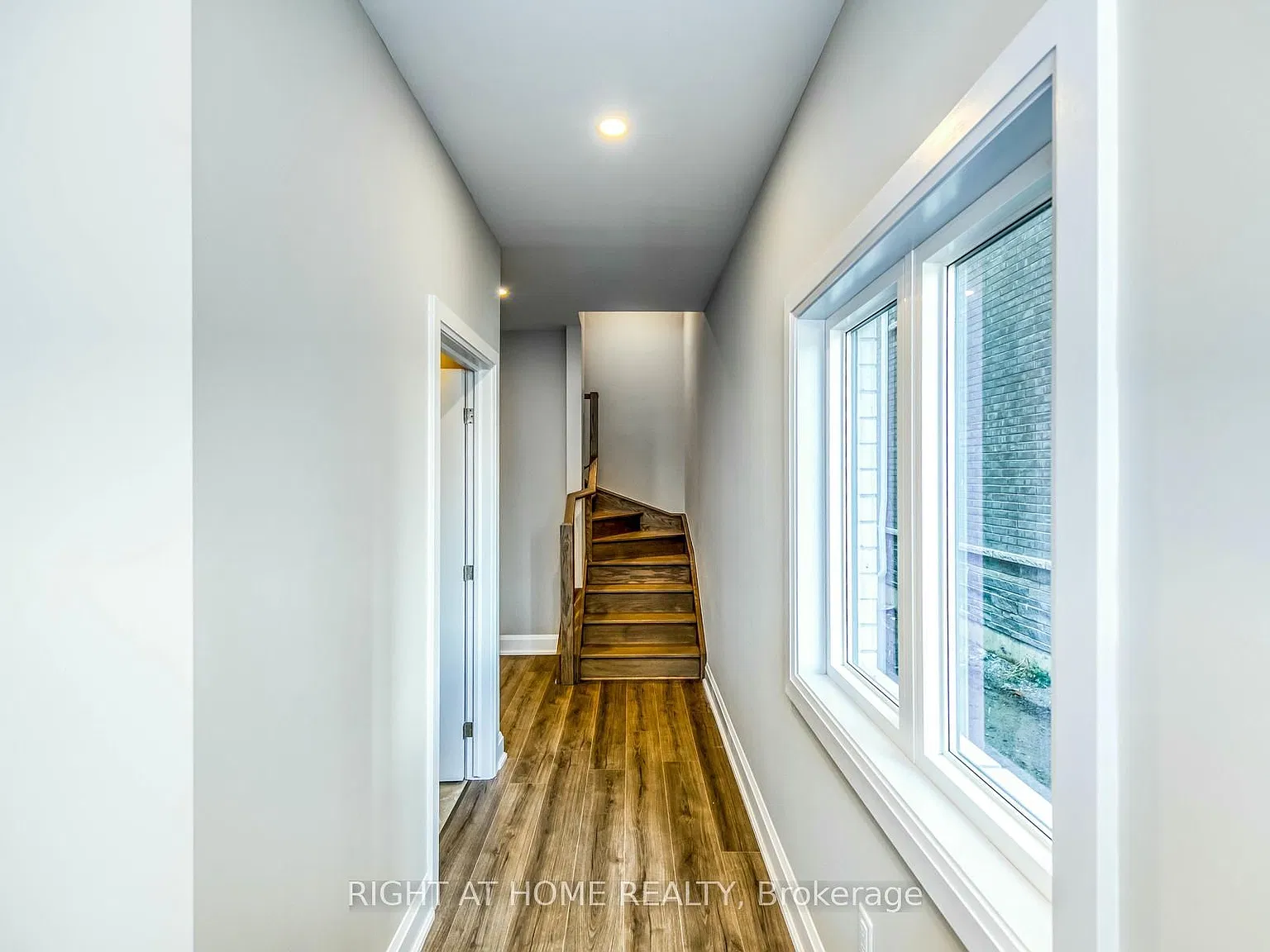 2 bed, $2,550 — Photo 3