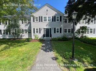 9 Willow Spring Cir, Hanover, NH 03755