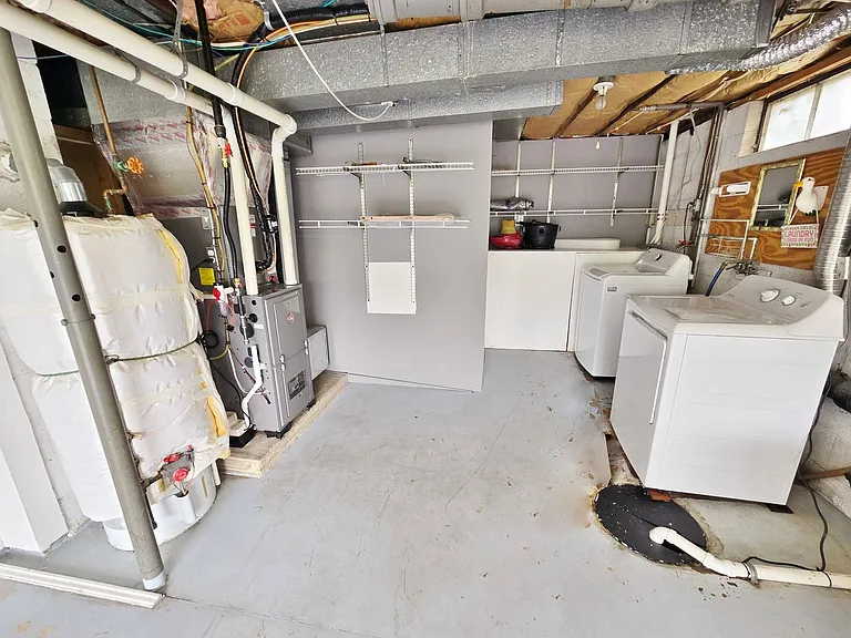 125 Grant Dr — Photo 32