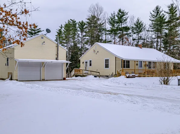 9 Carl Burnell Road, Baldwin, ME 04024