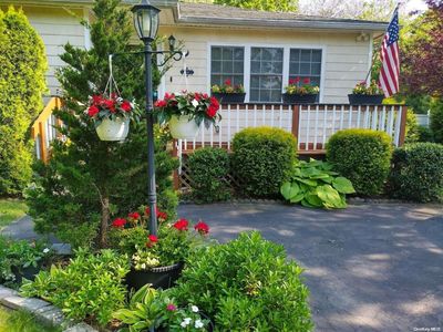 36 Eleanor Avenue, Mastic, NY, 11950