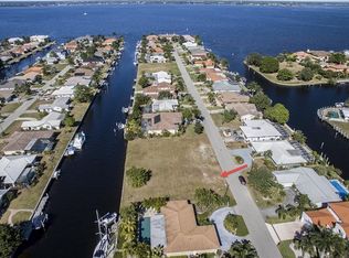 2280 Palm Tree Dr, Punta Gorda, FL 33950