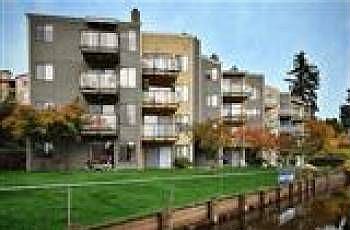 4th image of 13426 Greenwood Ave N APT 106