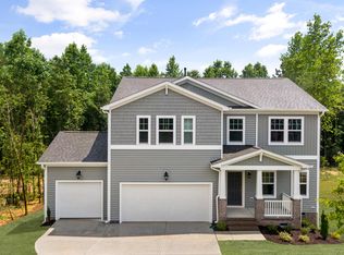 132 Enfield Dr, Carthage, NC 28327