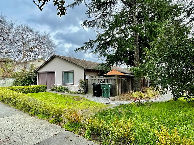 102 Colorado Ave — Photo 15