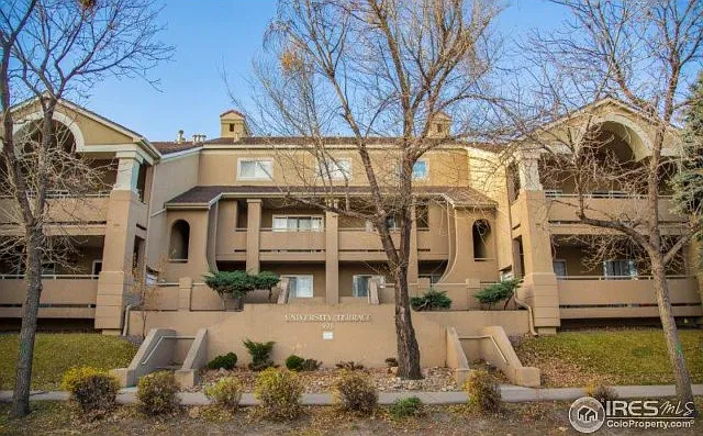 935 Broadway #101