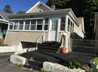 228 Carbon St, Syracuse, NY 13208