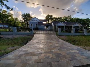 105 Mable St, Baytown, TX 77520
