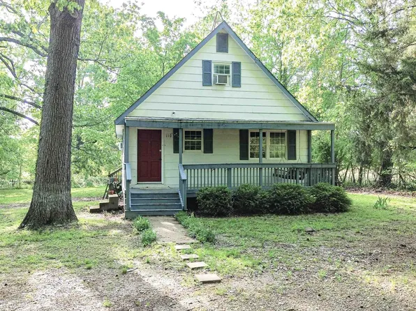 110 Clark Ln, Paducah, KY 42003