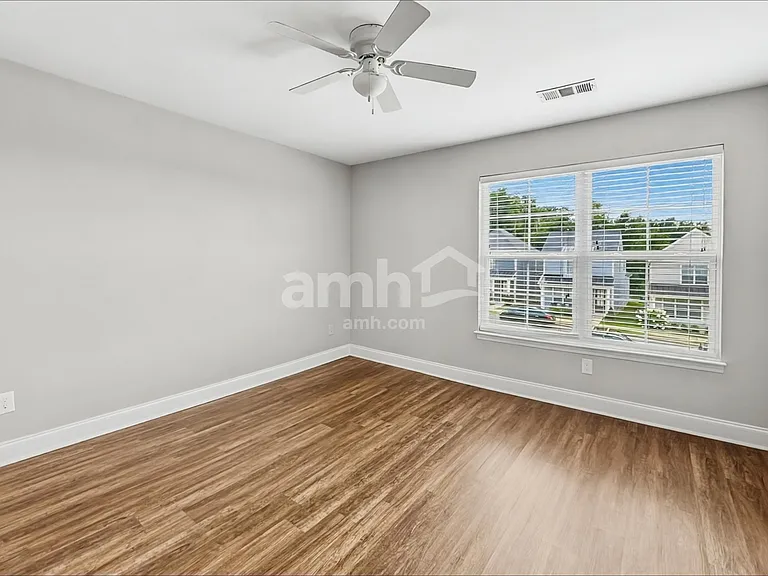 5335 Tupelo St — Photo 17