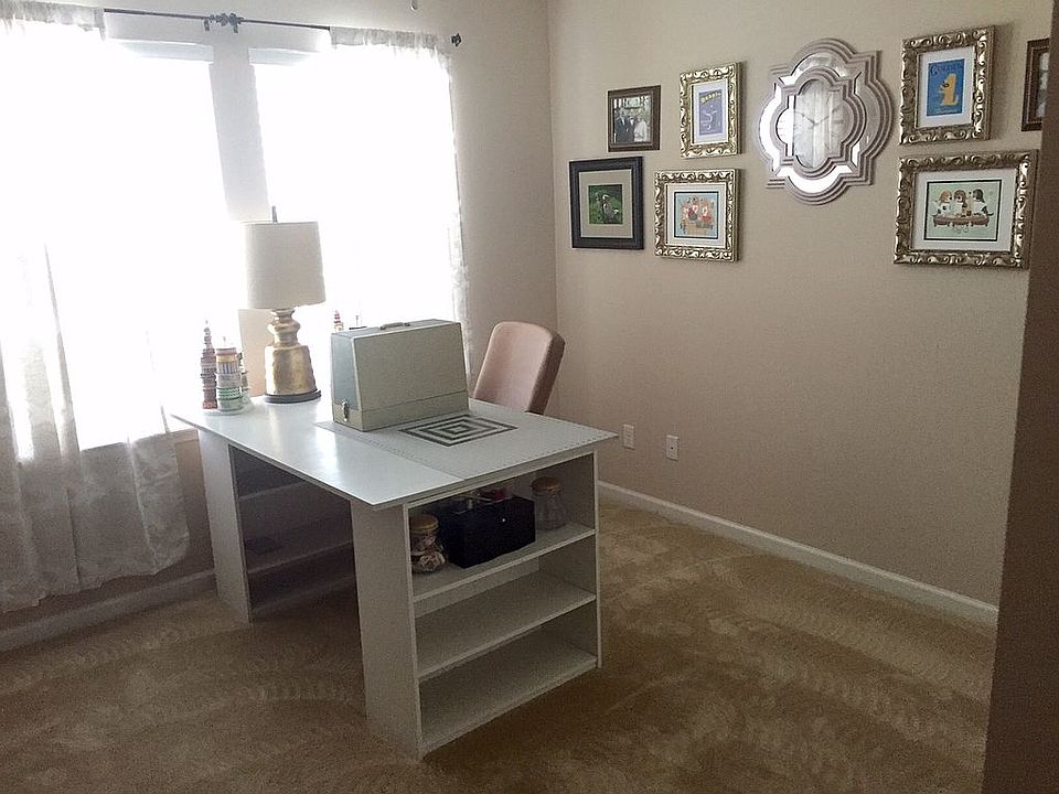 2nd image of 204 Tadcaster Ct