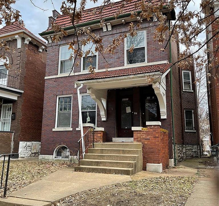 1st image of 4412 Clarence Ave