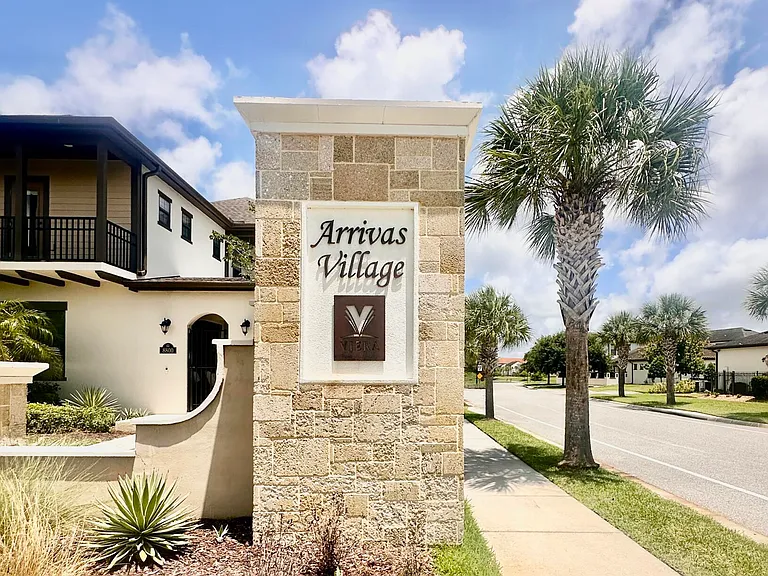 2523 Rodina Dr — Photo 30