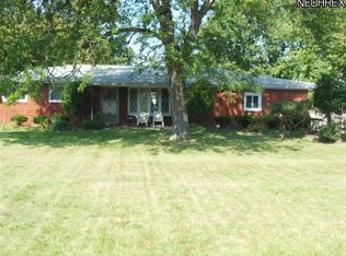 7708 Roselawn Dr, Mentor, OH 44060