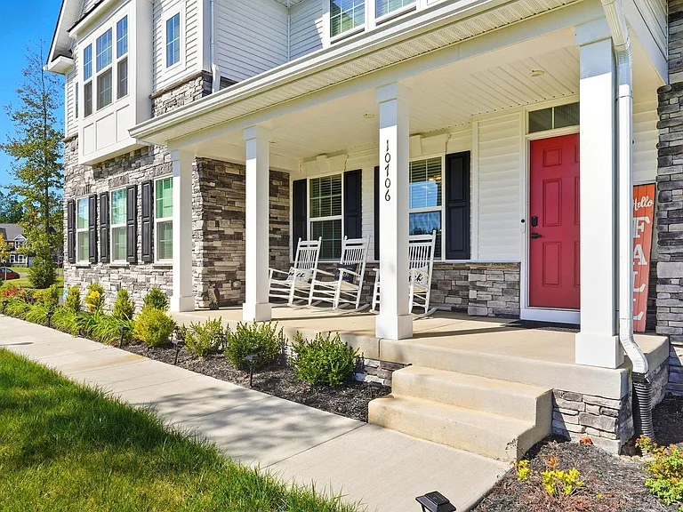 10706 Green Leaf Run — Photo 3