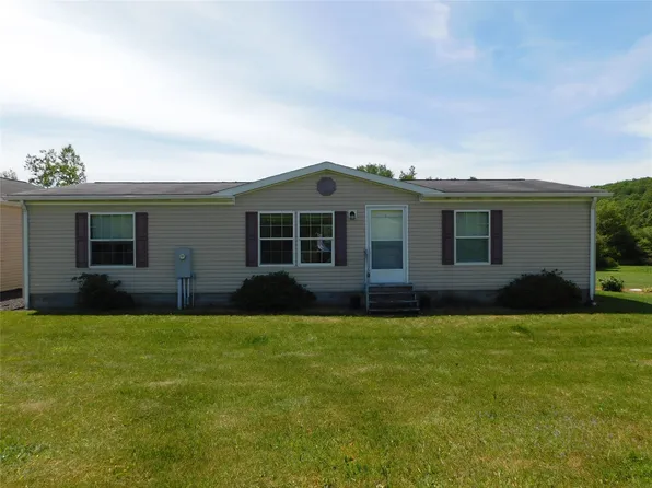 2261 Crane Rd, Edinboro, PA 16412