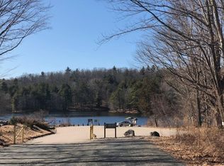 704 Main St, Sturbridge, MA 01518