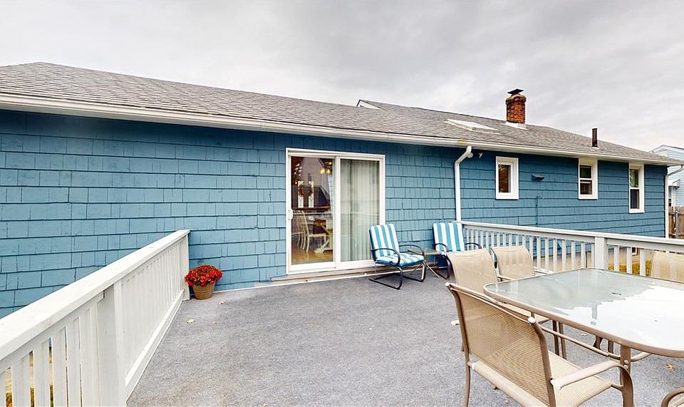 108 Mayfield Ave, Cranston, RI 02920 Zillow