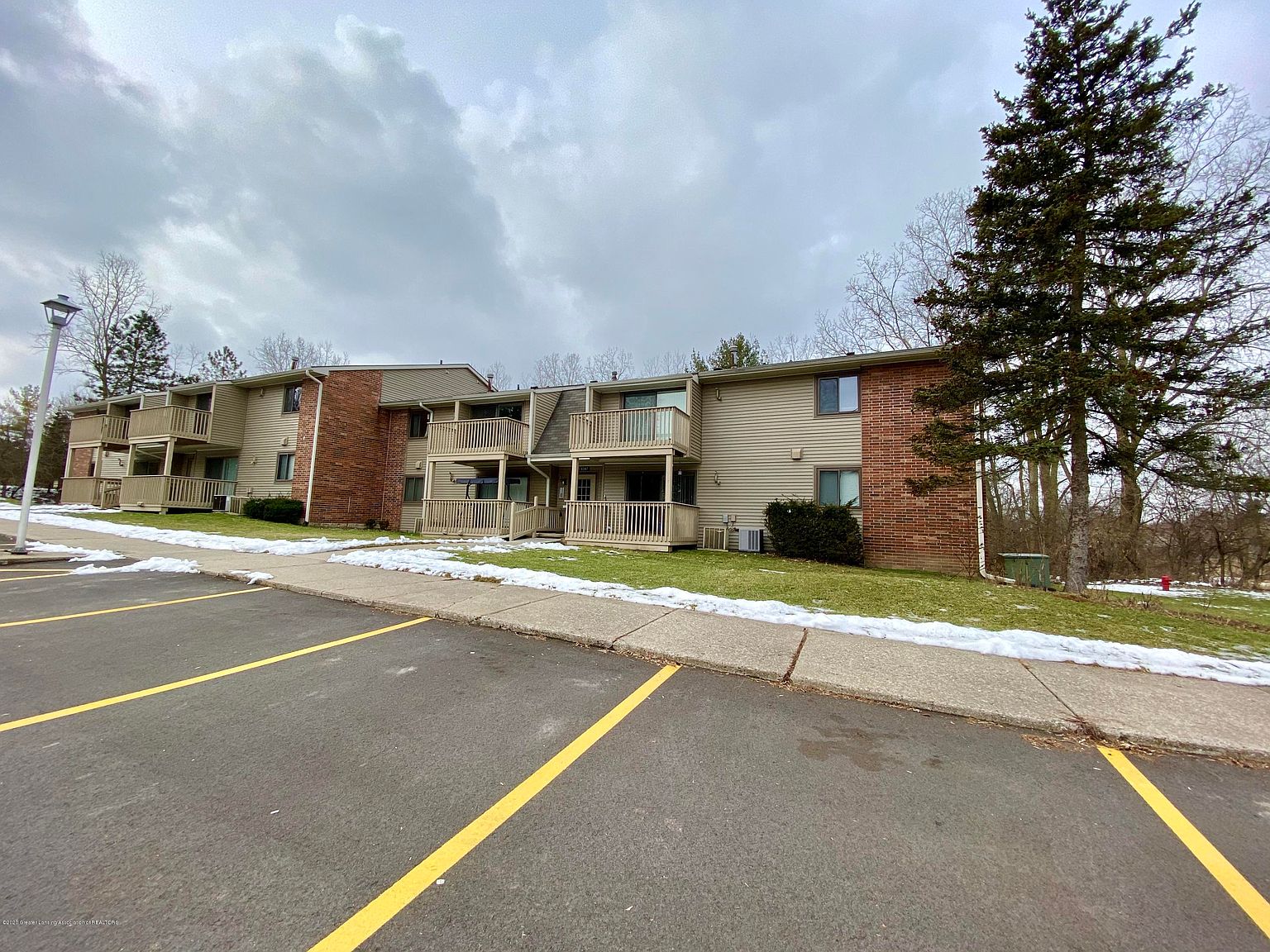 1747 Maple Rdg APT 15 Haslett MI 48840 Zillow   47a8aaffb064da93751d0cbfc945e04a Cc Ft 1536 